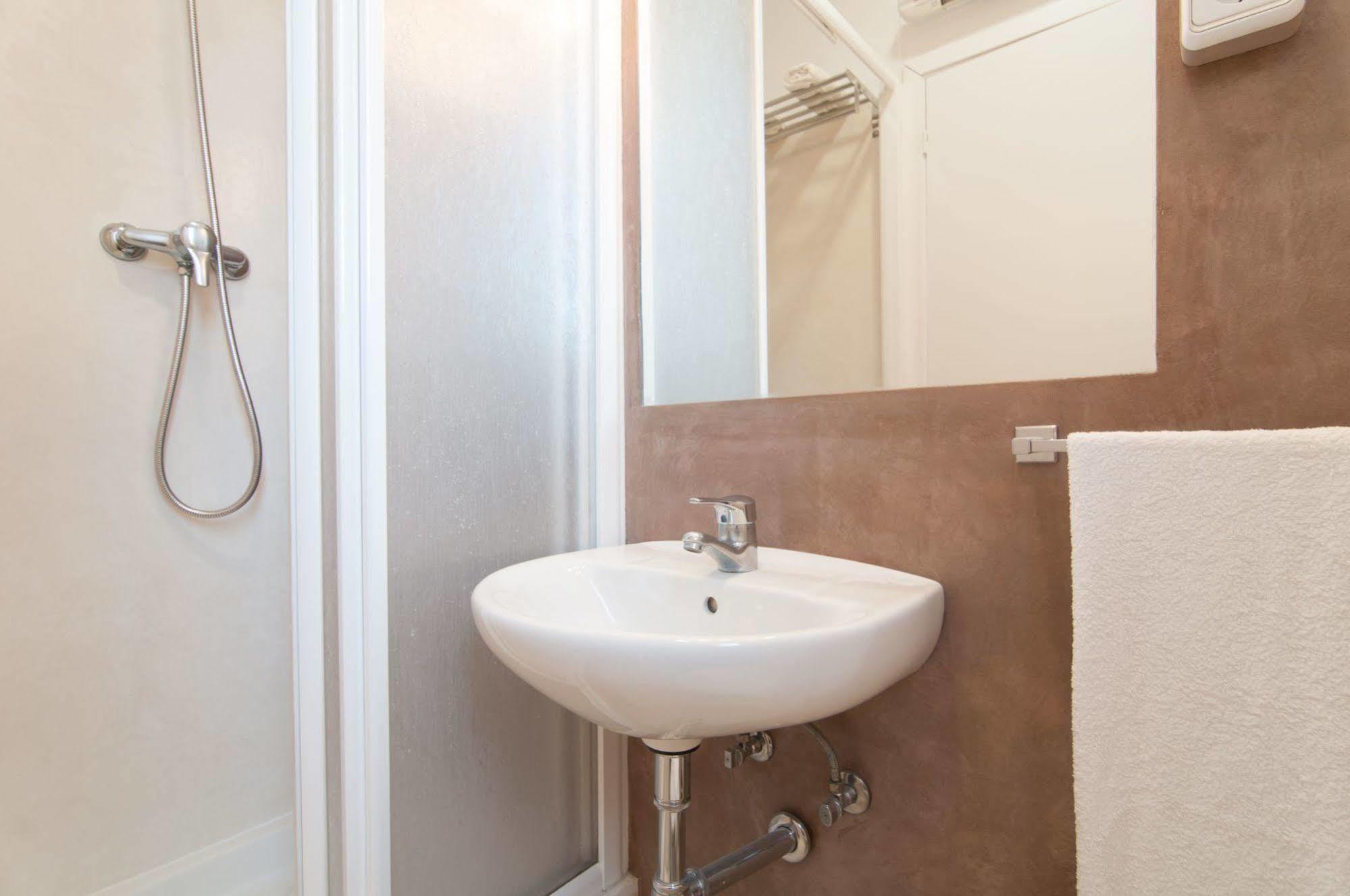 Bbarcelona Sagrada Familia Garden Apartment المظهر الخارجي الصورة