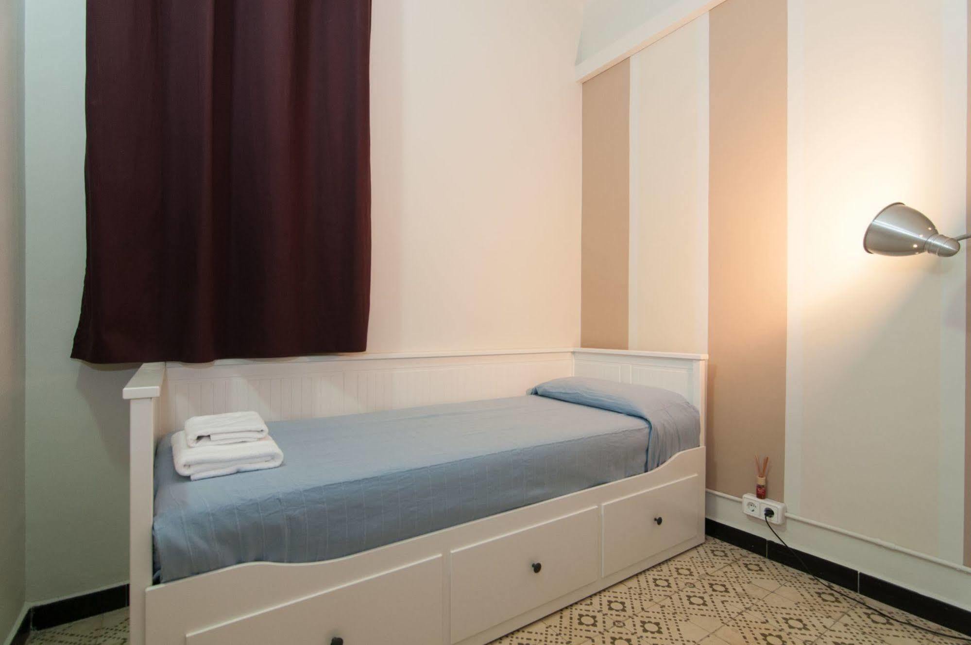 Bbarcelona Sagrada Familia Garden Apartment المظهر الخارجي الصورة