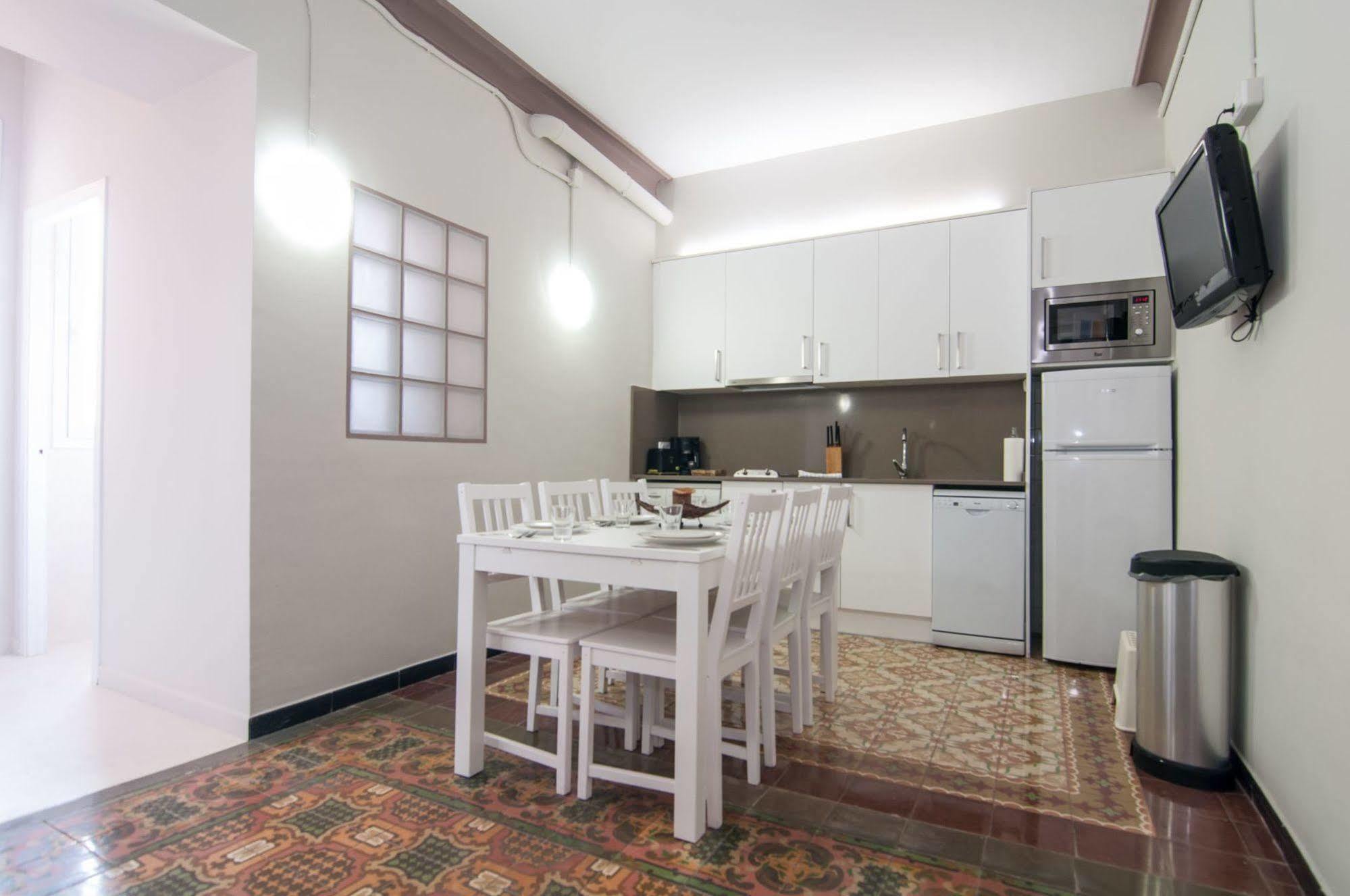 Bbarcelona Sagrada Familia Garden Apartment المظهر الخارجي الصورة